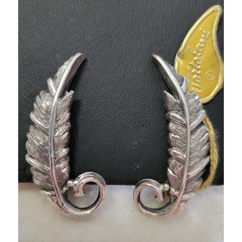 Vintage TORTOLANI Signed Feather Silver Tone Textured Clip On Earrings W/‎ Tag